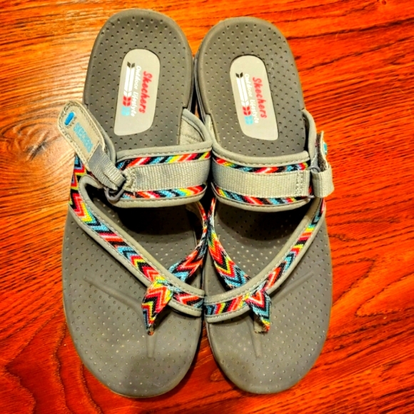 Skechers Women's Flip Flops - Picture 2 of 3